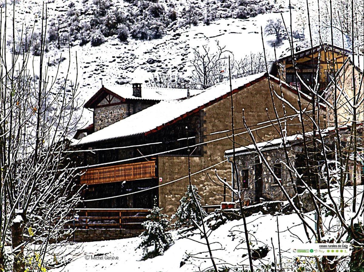 Casas Rurales De Cainゲストハウス エクステリア 写真